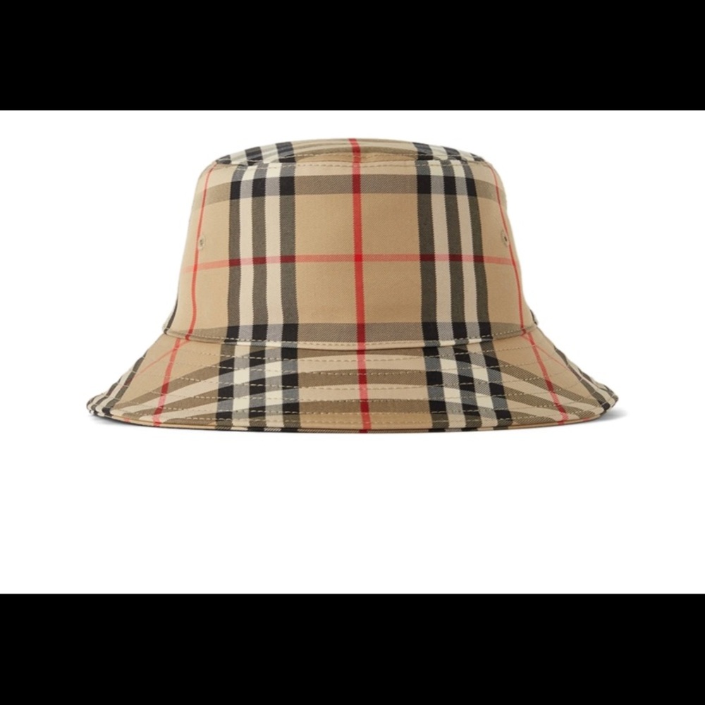 Burberry bucket hat